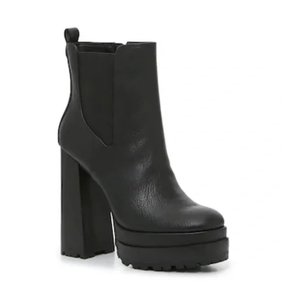 Jennifer Lopez | Shoes | Brand New Jlo Boots Never Been Worn  display picture 2